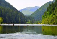 Lago Rojo
