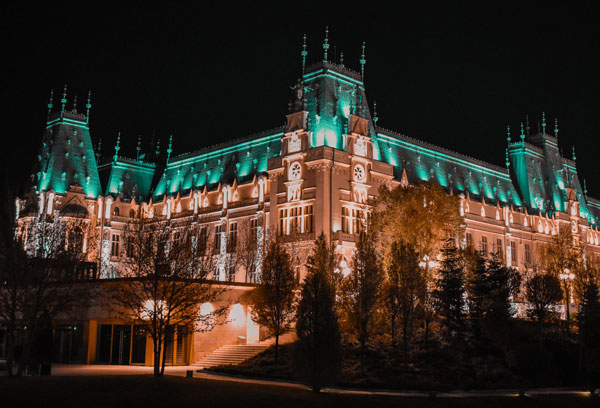 Iasi de noche.
